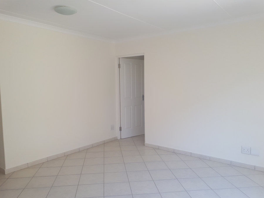 To Let 2 Bedroom Property for Rent in Kidds Beach Eastern Cape